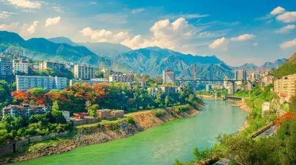 東區(qū)鳳凰花公園、攀枝花學(xué)院靜明湖,這次你們真的火啦!